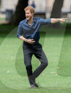PEOPLE - Harry ein Prinz zum Anfassen