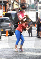 PEOPLE - Dreharbeiten zu 'I Feel Pretty' in New York