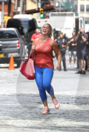 PEOPLE - Dreharbeiten zu 'I Feel Pretty' in New York