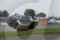 PEOPLE - Brian Johnson kippt in Silverstone an der 'Celebrity Challenge Trophy Race' seinen Austin A35