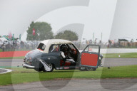 PEOPLE - Brian Johnson kippt in Silverstone an der 'Celebrity Challenge Trophy Race' seinen Austin A35