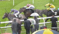 FEATURE - Ein Hauch von Ascot: Qatar Goodwood Pferderennen in West Sussex