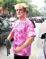 PEOPLE - Youtube-Schreck Jake Paul kauft sich eine "Scary Clown"-Maske