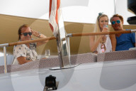 PEOPLE - Die Geissens ankern vor St. Tropez