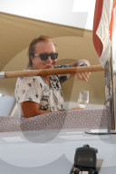 PEOPLE - Die Geissens ankern vor St. Tropez