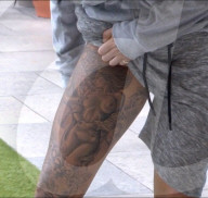PEOPLE - "Celebrity Big Brother" - Jemma Lucy entblösst ihre Tattoos