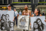 NEWS - New York: Proteste mit Schuhen gegen Trump's Anti-Immigrantions Agenda