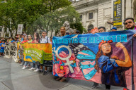 NEWS - New York: Proteste mit Schuhen gegen Trump's Anti-Immigrantions Agenda