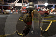 NEWS - Japan: Brand im Tsukiji Fisch Markt in Tokio 