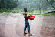 NEWS - Bangladesch: Heftige RegenfÃ¤lle in Dhaka