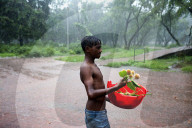 NEWS - Bangladesch: Heftige RegenfÃ¤lle in Dhaka