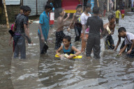 NEWS - Bangladesch: Heftige RegenfÃ¤lle in Dhaka