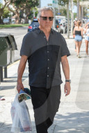 EXKLUSIV - Dustin Hoffman in Brentwood unterwegs