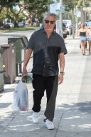 EXKLUSIV - Dustin Hoffman in Brentwood unterwegs