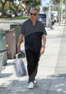 EXKLUSIV - Dustin Hoffman in Brentwood unterwegs