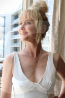 PORTRAIT - Anne Heche 
