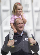 PEOPLE - Mia Tindall hoch zu Ross in Gatcombe Park in Gloucestershire