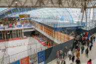 NEWS - London: Tausende Pendler von Bauarbeiten in der Waterloostation betroffen