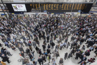 NEWS - London: Tausende Pendler von Bauarbeiten in der Waterloostation betroffen