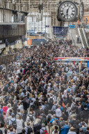 NEWS - London: Tausende Pendler von Bauarbeiten in der Waterloostation betroffen