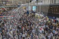 NEWS - London: Tausende Pendler von Bauarbeiten in der Waterloostation betroffen