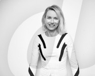 PORTRAIT - Naomi Watts