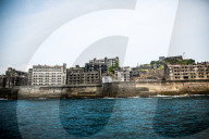 FEATURE - Die verfallene "Kriesgsschiff-Insel" Hashima bei Nagasaki ist eine Touristenattraktionl