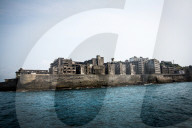 FEATURE - Die verfallene "Kriesgsschiff-Insel" Hashima bei Nagasaki ist eine Touristenattraktionl