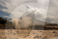  NEWS - Indonesien: Der Vulkan Sinabung ist weiterhin aktiv