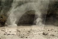  NEWS - Indonesien: Der Vulkan Sinabung ist weiterhin aktiv