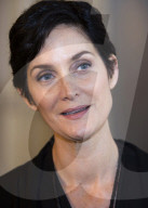 PORTRAIT - Carrie-Anne Moss