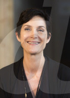 PORTRAIT - Carrie-Anne Moss