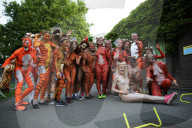 FEATURE - 'Streak for Tigers': Nackte Tiger für den London Zoo