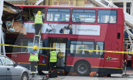 NEWS - Bus Unfall in London