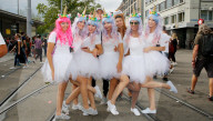 PEOPLE - Streetparade in Zürich