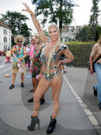 PEOPLE - Streetparade in Zürich