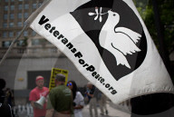 NEWS - Chicago: Demonstrationen gegen Rassisten Aufmarsch