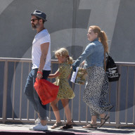 PEOPLE - Amy Adams mit ihrer Familie in Sherman Oaks