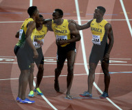 NEWS - London Leichtathletik WM: Usain Bolt verabschiedet sich mit einem "Purzelbaum"