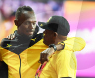 NEWS - London Leichtathletik WM: Usain Bolt verabschiedet sich mit einem "Purzelbaum"