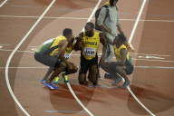 NEWS - London Leichtathletik WM: Usain Bolt verabschiedet sich mit einem "Purzelbaum"