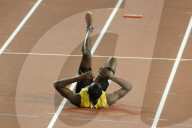 NEWS - London Leichtathletik WM: Usain Bolt verabschiedet sich mit einem "Purzelbaum"