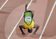NEWS - London Leichtathletik WM: Usain Bolt verabschiedet sich mit einem "Purzelbaum"