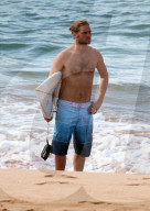 PEOPLE - George Mason steht für "Home and Away" vor der Linse