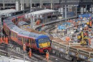 NEWS - Zug kollidiert mit Zug an der Waterloo Station