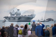 NEWS - Die HMS Queen Elizabeth auf dem Weg nach Portsmouth 