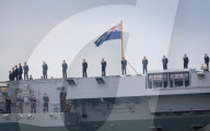NEWS - Die HMS Queen Elizabeth auf dem Weg nach Portsmouth 
