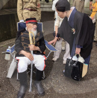 NEWS - Japan: Tausende zollen Respekt für Kriegstote des zweiten Weltkrieges