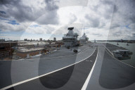 NEWS - England: Theresa May besucht die Marines in Portsmouth