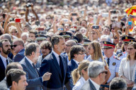 NEWS - Terrorattacke in Barcelona: Mariano Rajoy und König Felipe gedenken den Opfern